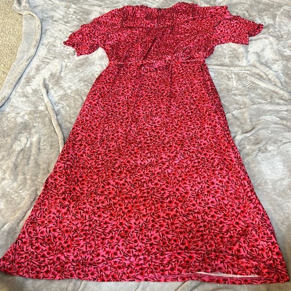 Boden Dresses & Skirts - Boden floral yoke midi dress